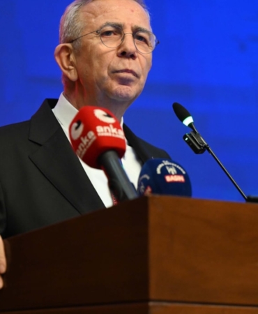 Mansur Yavaş Müslim Sarı'nın Açıklamalarının Ardından CHP'den İstifa Etti