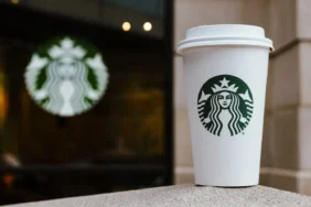 Starbucks Kuzey Amerika Genelinde 250 Şubesini Kapatacağını Açıkladı