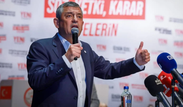 Özgür Özel Fon Krizine İlişkin İddiaları Gündeme Taşıyarak Erdoğana Çağrıda Bulundu