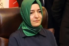 AKP İstifa Eden Fatma Betül Sayan Kaya'nın Adını Resmi Platformlardan Kaldırıyor