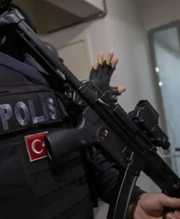 Tokat'ta 6 İlçede Düzenlenen Silah Kaçakçılığı Operasyonunda 29 Kişi Yakalandı