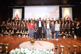 Anabilim Spor Kulübü Yeni Sezonunu Ünlü Sporcuların Katılımıyla Açtı