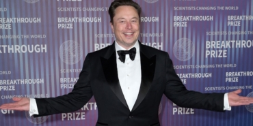 Elon Musk'ın Serveti SpaceX ve Tesla Hisselerindeki Yükselişle Yeniden 1 Trilyon Doları Aştı