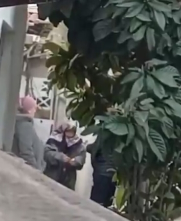 Torbacı neneler! Esenyurt’ta yaşlı kadın kuryelerin uyuşturucu trafiği